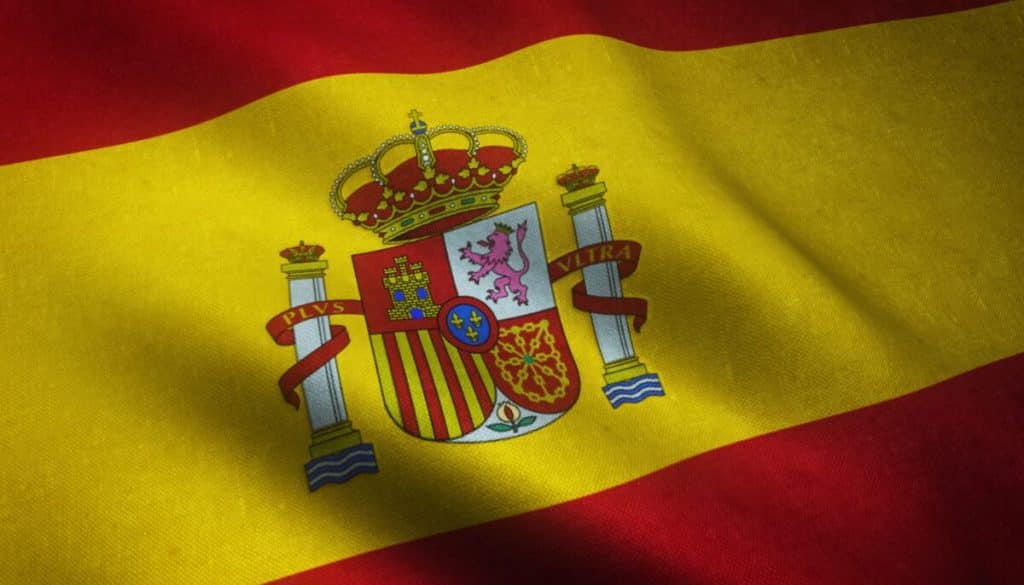Vivienda en España con aislamiento financiado y mejoras energéticas gracias al programa de Certificados de Ahorro Energético CAE España.